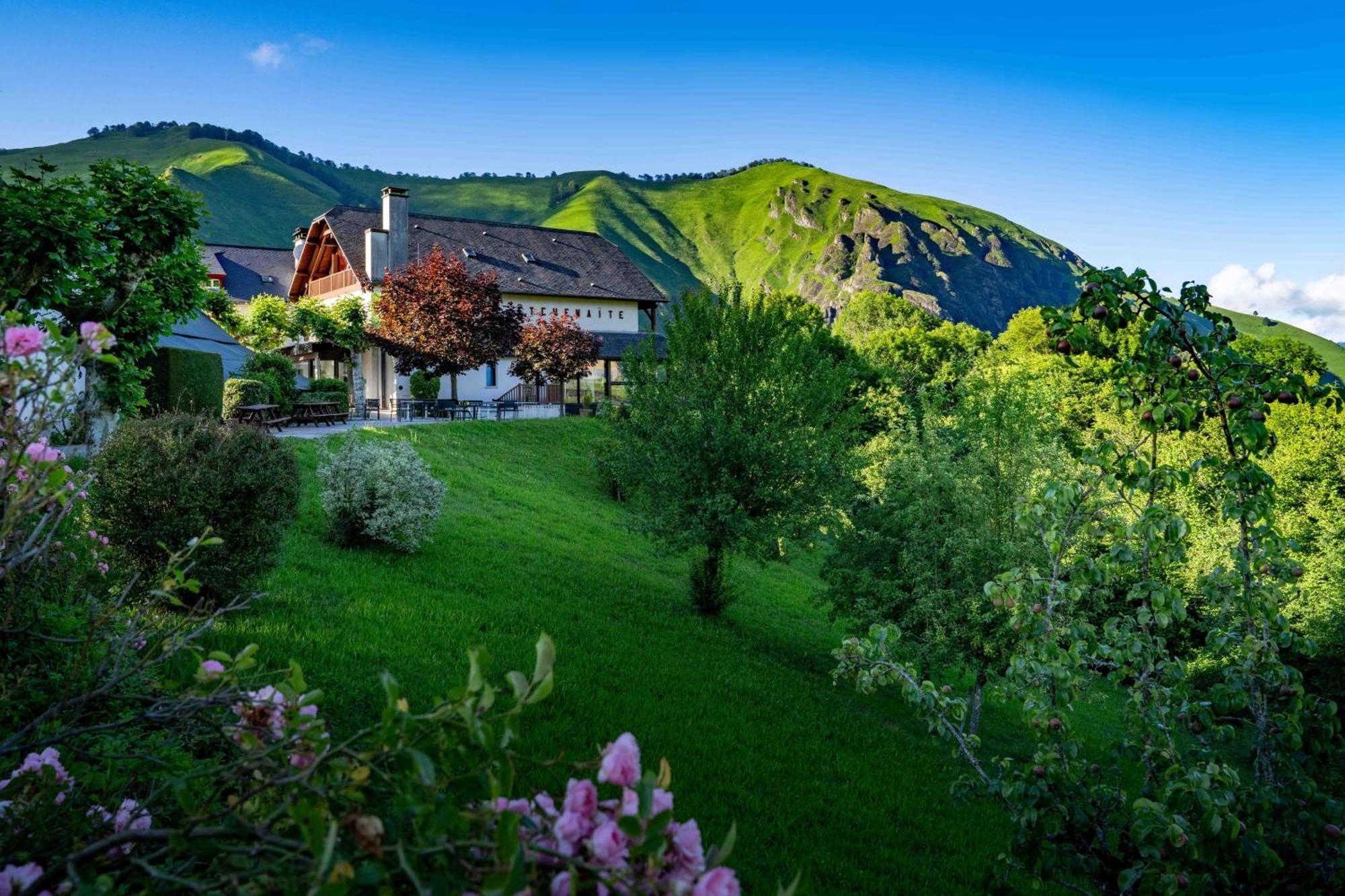 Logis Hotel Etchemaite Larrau Zewnętrze zdjęcie