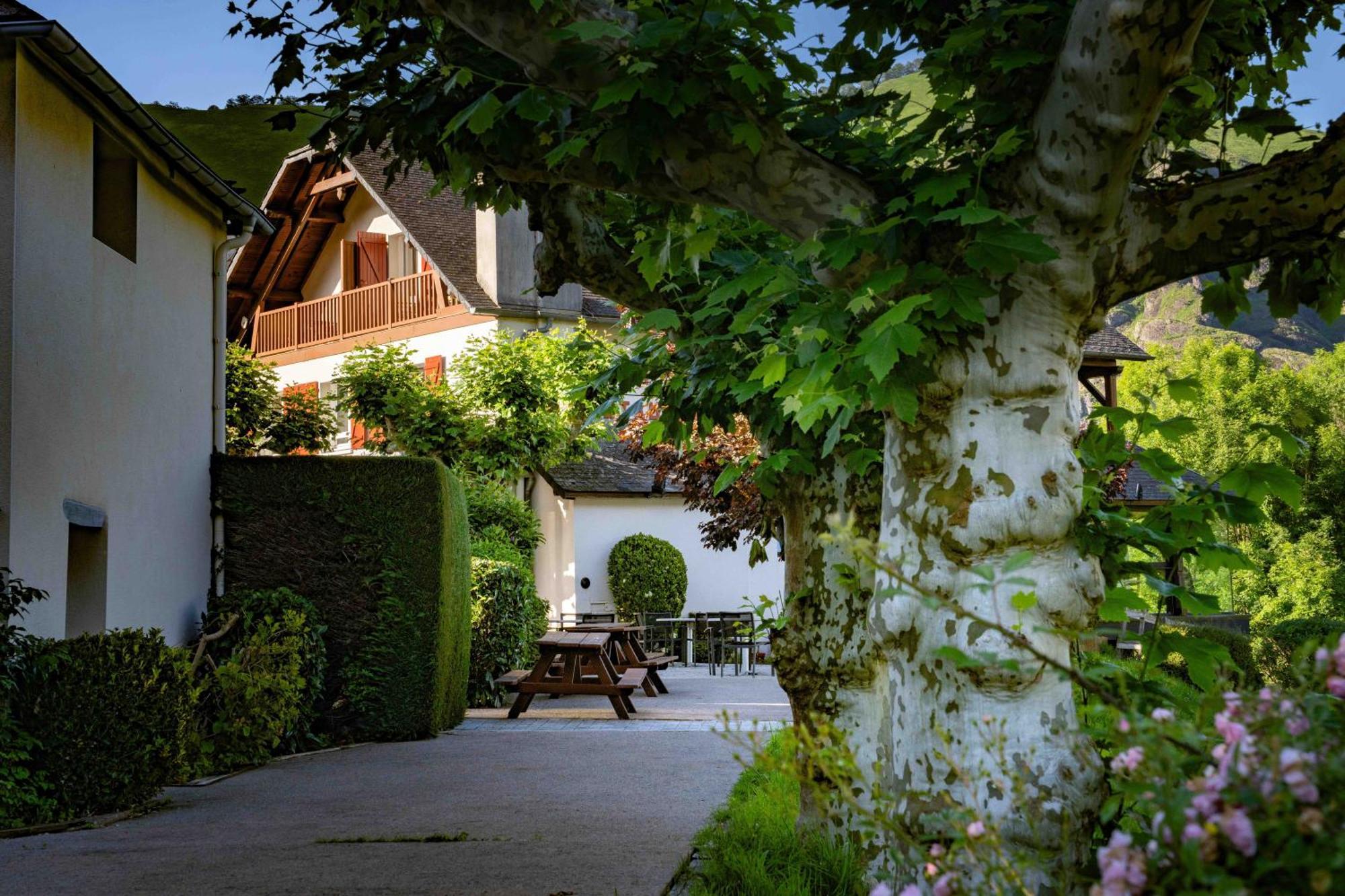 Logis Hotel Etchemaite Larrau Zewnętrze zdjęcie