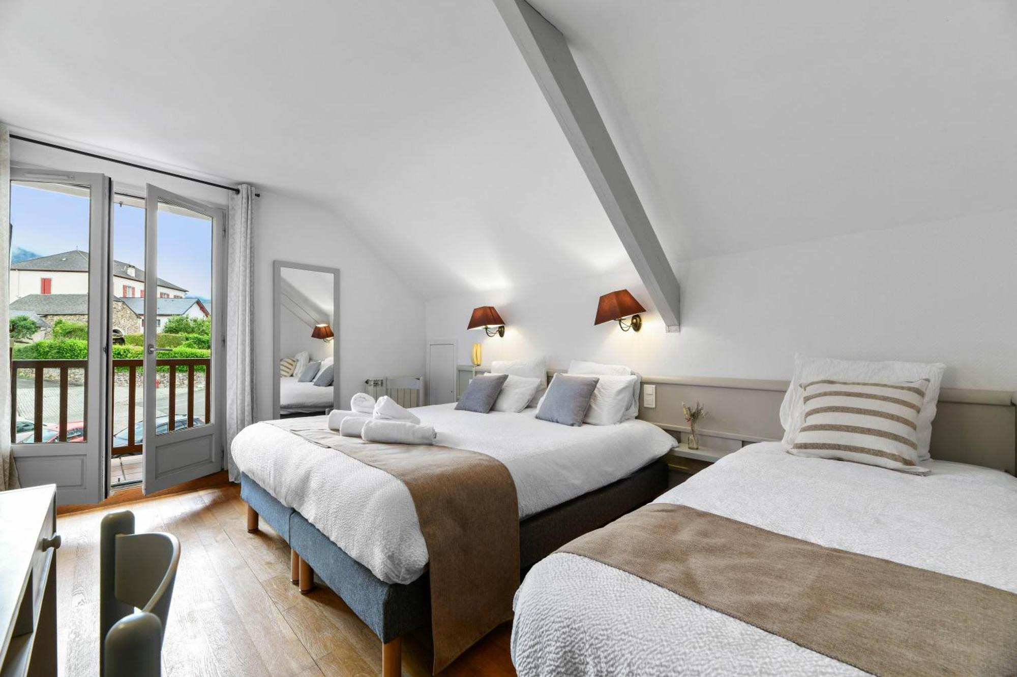 Logis Hotel Etchemaite Larrau Zewnętrze zdjęcie