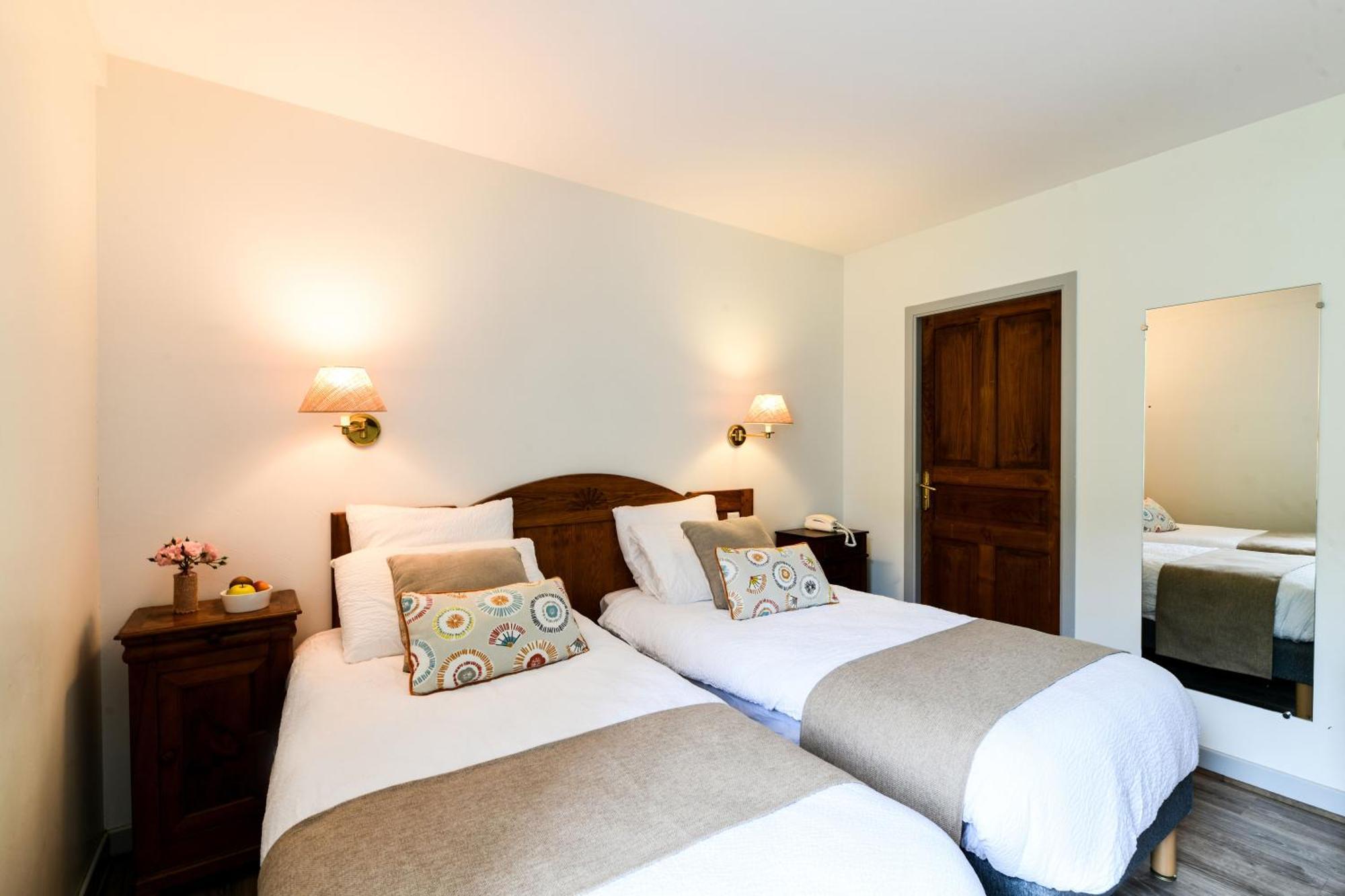 Logis Hotel Etchemaite Larrau Zewnętrze zdjęcie