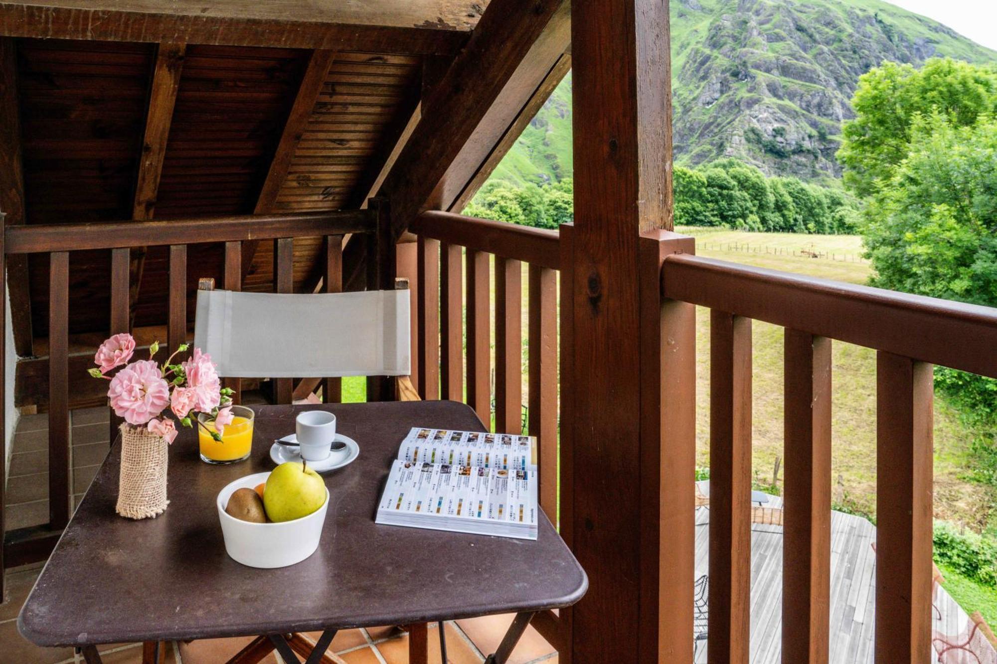Logis Hotel Etchemaite Larrau Zewnętrze zdjęcie