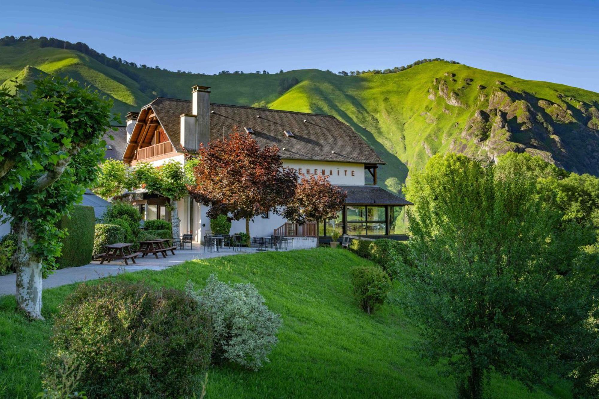 Logis Hotel Etchemaite Larrau Zewnętrze zdjęcie