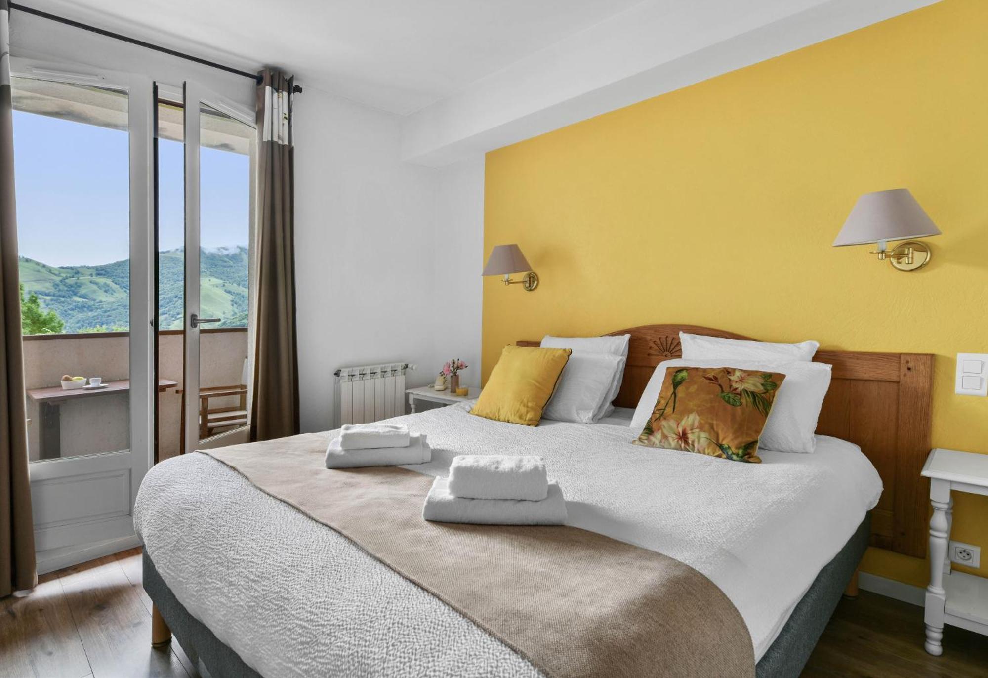 Logis Hotel Etchemaite Larrau Zewnętrze zdjęcie
